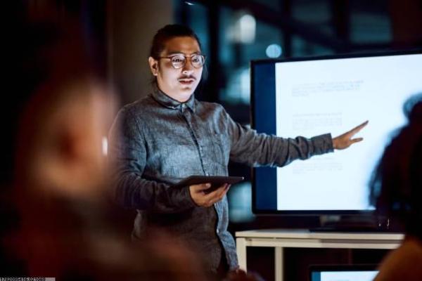 VR技术如何助力创新体育项目的实施
